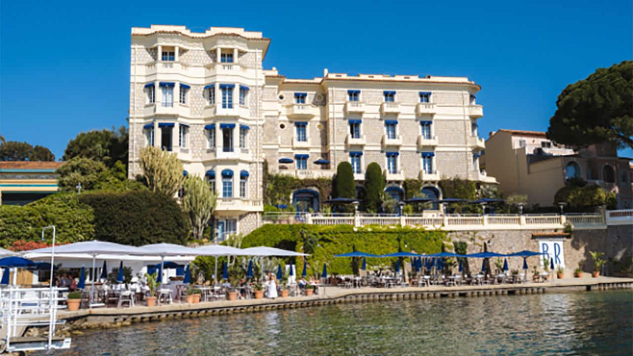 Photo DR : l'Hôtel Belles Rives, pieds dans l'eau à Juan-les-Pins